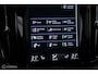 Volvo XC60 2.0 Recharge T8 AWD R-Design 390 pk | Trekhaak | Schuifdak | Dealer onderhouden | Camera | DAB | Stoel + stuurwiel verwarming | rijklaar incl garantie |