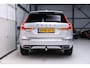 Volvo XC60 2.0 Recharge T8 AWD R-Design 390 pk | Trekhaak | Schuifdak | Dealer onderhouden | Camera | DAB | Stoel + stuurwiel verwarming | rijklaar incl garantie |