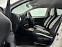 Citroën C1 Shine 72 pk Automaat | Navigatie via Apple Carplay/Android Auto | Achteruitrijcamera | LED Dagrijverlichting | Lederen Stuurwiel en Versnellingspook | Bluetooth | Buitenspiegels Elektrisch Verstel -en Verwarmbaar | 15" Lichtmetalen Velgen |