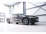 Volvo V60 2.0 B3 Momentum Advantage | Schuifdak | Pine Grey | Trekhaak | Stoel + stuurwiel verwarming | NAP NL auto |