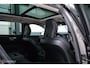 Volvo V60 2.0 B3 Momentum Advantage | Schuifdak | Pine Grey | Trekhaak | Stoel + stuurwiel verwarming | NAP NL auto |