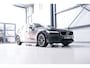 Volvo V60 2.0 B3 Momentum Advantage | Schuifdak | Pine Grey | Trekhaak | Stoel + stuurwiel verwarming | NAP NL auto |