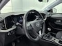 Opel Mokka SUV Edition 100 pk | Achteruitrijcamera | Parkeersensoren Achter | LED Koplampen | Lederen Stuurwiel | Airco | Cruise Control | Buitenspiegels Elektrisch Verstel -en Verwarmbaar | 16" Lichtmetalen Velgen |