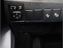 Toyota Auris Touring Sports 1.8 Hybrid Executive | Half lederen bekleding | Parkeersensoren V+A | Navigatie | Stoelverwarming |