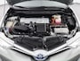 Toyota Auris Touring Sports 1.8 Hybrid Executive | Half lederen bekleding | Parkeersensoren V+A | Navigatie | Stoelverwarming |
