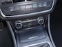 Mercedes-Benz A-klasse 180 Ambition 4U3 AMG LINE/LEER/PDC/CAMERA/18''