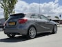 Mercedes-Benz A-klasse 180 Ambition 4U3 AMG LINE/LEER/PDC/CAMERA/18''