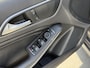 Mercedes-Benz A-klasse 180 Ambition 4U3 AMG LINE/LEER/PDC/CAMERA/18''