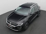 Volkswagen T-Roc 1.5 TSI Style Business 150PK DSG Adaptieve Cruise Controle, Achteruitrijcamera, Stoelverwarming, Clima, Navi, LED-Koplampen, 18" LM Velgen