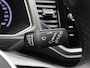 Volkswagen T-Roc 1.5 TSI Style Business 150PK DSG Adaptieve Cruise Controle, Achteruitrijcamera, Stoelverwarming, Clima, Navi, LED-Koplampen, 18" LM Velgen
