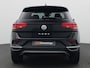 Volkswagen T-Roc 1.5 TSI Style Business 150PK DSG Adaptieve Cruise Controle, Achteruitrijcamera, Stoelverwarming, Clima, Navi, LED-Koplampen, 18" LM Velgen