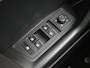 Volkswagen T-Roc 1.5 TSI Style Business 150PK DSG Adaptieve Cruise Controle, Achteruitrijcamera, Stoelverwarming, Clima, Navi, LED-Koplampen, 18" LM Velgen