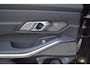 BMW 3-Serie Touring 320i M-SPORT ORG.NED / NAP / PANORAMADAK / NAPPA-LEER / 360 CAMERA / HARMAN-KARDON