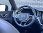 Volvo XC60 2.0 T8 Plug-in hybrid AWD R-Design | Panoramadak | 360 Camera | Stoel-/stuurverwarming | Keyless