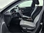 Opel Corsa Edition 100 pk Automaat | Achteruitrijcamera | Parkeersensoren Voor en Achter | LED Koplampen | Lederen Stuurwiel | Dodehoek Detectie | Airco | Cruise Control | DAB Ontvanger | Buitenspiegels Elektrisch Verstel -en Verwarmbaar |
