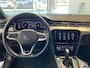 Volkswagen Passat Variant 1.5 TSI 150pk DSG R-Line Business + · Camera · Matrix LED · ACC · Stoelverwarming · Elek. Rugleuning Bestuurder · Apple/Android Car Play · 18"Velgen · Garantie t/m 25-05-2027 of 100.000km