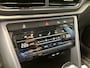 Volkswagen T-Roc 1.5 TSI 150pk DSG Life Edition · Camera · Side Assist · Parkeerassistent · Keyless · ACC · Apple/Android Car Play · 17"Velgen · 06-08-2028 of 100.000km