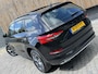 Skoda Kodiaq 1.5 TSI Sportline 7-persoons Automaat | Panoramadak | LED verlichting | Adaptieve cruise control | Elektrisch bedienbare voorstoelen en achterklep | Canton HiFi | Achteruitrijcamera | Parkeersensoren voor en achter