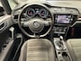 Volkswagen Touran 1.4 TSI HIGHLINE 7 PERSOONS NAVIGATIE ADAPTIVE CRUISE CONTROL CLIMATE CONTROL BLUETOOTH TELEFOON MEDIA VOORBEREIDING ACHTERUITRIJCAMERA TREKHAAK ZEER MOOI !! 3010