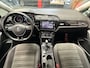 Volkswagen Touran 1.4 TSI HIGHLINE 7 PERSOONS NAVIGATIE ADAPTIVE CRUISE CONTROL CLIMATE CONTROL BLUETOOTH TELEFOON MEDIA VOORBEREIDING ACHTERUITRIJCAMERA TREKHAAK ZEER MOOI !! 3010