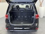 Volkswagen Touran 1.4 TSI HIGHLINE 7 PERSOONS NAVIGATIE ADAPTIVE CRUISE CONTROL CLIMATE CONTROL BLUETOOTH TELEFOON MEDIA VOORBEREIDING ACHTERUITRIJCAMERA TREKHAAK ZEER MOOI !! 3010