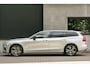 Volvo V60 2.0 T6 Recharge AWD R-Design H&K Pilot Assist HuD