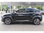 Hyundai Kona 1.0 T-GDI Premium | Leder | Head up | Stuur/Stoelverwarming | Navi | 12 mnd BOVAG garantie Whatsapp 06-53188999