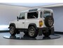 Land Rover Defender 2.2 D SW 90" SE