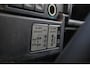 Land Rover Defender 2.2 D SW 90" SE