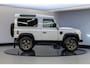 Land Rover Defender 2.2 D SW 90" SE