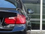BMW 3-Serie 320i Executive Automaat | Navi | PDC | Bluetooth