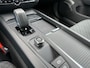 Volvo V60 2.0 B3 Edition | Trekhaak | Adaptive Cruise | BLIS | Stoelverwarming | Camera | 18 Inch |