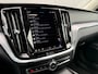 Volvo V60 2.0 B3 Edition | Trekhaak | Adaptive Cruise | BLIS | Stoelverwarming | Camera | 18 Inch |