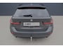 BMW 3-Serie Touring 318d 320d Sport Line Pano Trekhaak 1e eig. Dealer oh.