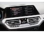 BMW 3-Serie Touring 318d 320d Sport Line Pano Trekhaak 1e eig. Dealer oh.
