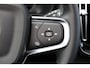 Volvo EX40 Extended Range Ultra 82 kWh - Panorama/schuifdak - IntelliSafe Assist & Surround - 360º Camera - Verwarmde voorstoelen, stuur & achterbank - Parkeersensoren voor & achter - Elektr. bedienb. voorstoelen met geheugen links - Draadloze tel. lader - Warmtepomp - Extra getint glas - 20' LMV