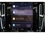 Volvo EX40 Extended Range Ultra 82 kWh - Panorama/schuifdak - IntelliSafe Assist & Surround - 360º Camera - Verwarmde voorstoelen, stuur & achterbank - Parkeersensoren voor & achter - Elektr. bedienb. voorstoelen met geheugen links - Draadloze tel. lader - Warmtepomp - Extra getint glas - 20' LMV
