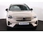 Volvo EX40 Extended Range Ultra 82 kWh - Panorama/schuifdak - IntelliSafe Assist & Surround - 360º Camera - Verwarmde voorstoelen, stuur & achterbank - Parkeersensoren voor & achter - Elektr. bedienb. voorstoelen met geheugen links - Draadloze tel. lader - Warmtepomp - Extra getint glas - 20' LMV