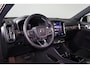 Volvo EX40 Extended Range Ultra 82 kWh - Panorama/schuifdak - IntelliSafe Assist & Surround - 360º Camera - Verwarmde voorstoelen, stuur & achterbank - Parkeersensoren voor & achter - Elektr. bedienb. voorstoelen met geheugen links - Draadloze tel. lader - Warmtepomp - Extra getint glas - 20' LMV