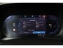 Volvo EC40 Extended Range Ultra 82 kWh - Panoramadak - IntelliSafe Assist & Surround - 360º Camera - Harman/Kardon audio - Verwarmde voorstoelen, stuur & achterbank - Parkeersensoren voor & achter - Elektr. bedienb. voorstoelen met geheugen links - Draadloze tel. lader - Warmtepomp - Extra getint glas - 19' LMV