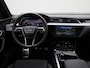 Audi Q8 e-tron Sportback 55 quattro S Edition Competition 115 kWh | Panoramadak | Matrix LED | Verwarmde voorstoelen | 22'' lichtmetalen velgen | Keyless | Premium audio