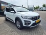 Dacia Jogger 1.0 TCe Comfort | Met o.a. navigatie, airco, 7-persoons, AppleCarPlay/AndroidAuto, PDC achter en LED dagrijverl.