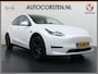 Tesla Model Y Long Range 514PK AWD 75kWh Ivoor-Interieur LMV 20" Warmtepomp Full-Self-Driving Computer 3 Leder Stoelverwarming-V+A+Stuur Adap.Cruise Navi Ecc Keyless PDC-a+v Elek.Achterklep Lmv Led Standkachel 4WD LR 1e Eigenaar, origineel Nederlands Geleverd, Accu/Motor-Garantie 03-12-2029 of 192.000km