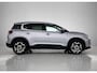 Citroën C5 Aircross SUV Plus 130pk | Navigatie | Achteruitrijcamera | Climate Control | Adaptieve Cruise Control | Parkeersensoren v+a | Keyless | Dodehoeksensor | Half lederen comfortstoelen | Led koplampen | Apple Carplay / Android Auto | Bluetooth | DAB+ radio | Donker getint glas | 18" lichtmetalen velgen |
