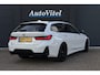 BMW 3-Serie Touring 320i M-Sport | Camera | Comfort Access | Memory | Adaptive Cruise | Head-Up | Fabrieksgarantie
