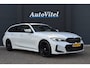 BMW 3-Serie Touring 320i M-Sport | Camera | Comfort Access | Memory | Adaptive Cruise | Head-Up | Fabrieksgarantie