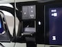 Volkswagen Multivan 1.4 eHybrid 218pk DSG L2H1 Life | 7 persoons | Wegklapbare trekhaak | parkeerhulp voor en achter | Privacy glas (65%) vanaf B-stijl | Adaptive Cruise control (ACC) | Panorama dak |