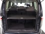 Volkswagen Multivan 1.4 eHybrid 218pk DSG L2H1 Life | 7 persoons | Wegklapbare trekhaak | parkeerhulp voor en achter | Privacy glas (65%) vanaf B-stijl | Adaptive Cruise control (ACC) | Panorama dak |