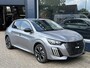Peugeot 208 1.2 Turbo 100 PK Allure | Bouwjaar 2025 | € 5.750 DEMO Voordeel | Navigatie via Telefoon | Stoelverwarming | 360 Graden Camera | Keyless Entry & Start | LED Verlichting | Climate Control | Dode Hoek Detectie | Voor + Achter Parkeersensoren | 16" Lichtmetalen Velgen |
