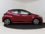 Toyota Yaris 1.5 Hybrid Dynamic I Navigatie I Climate Control I Cruise Control I Camera I USB I LM Velgen I